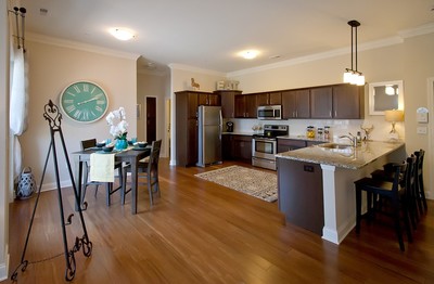 2 bed 2 bath