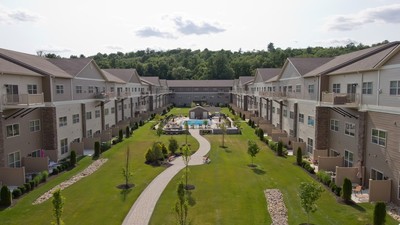 Park Place Wilton, NY - Courtyard